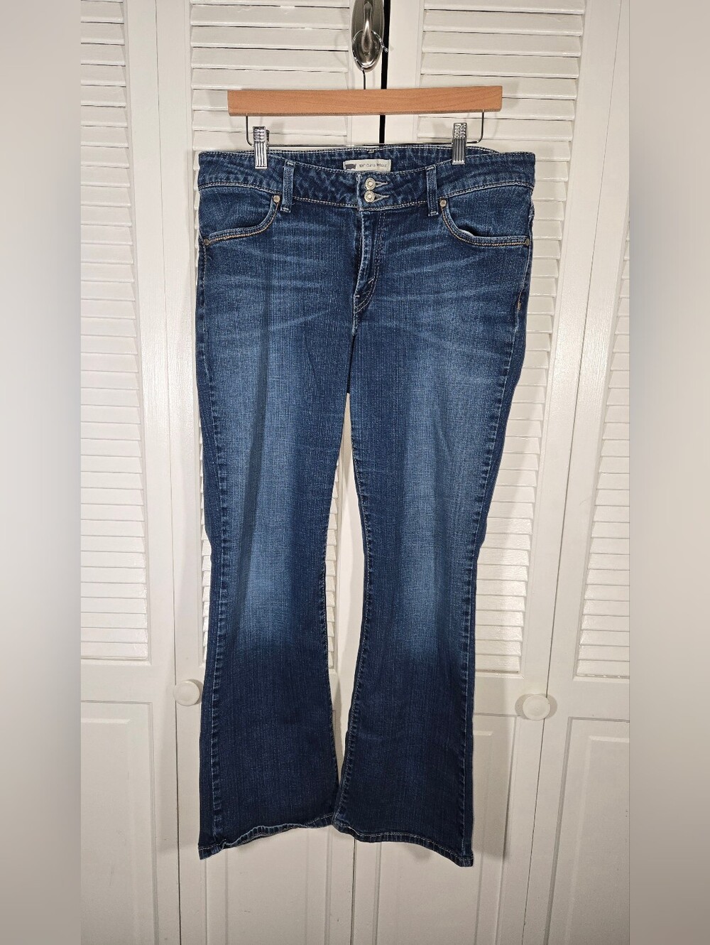 Levi's 529 Curvy Bootcut Mid Rise Decorative Western Inspired Pockets Jeans 16M